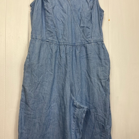 Old Navy Chambray Faux Wrap Tie Belt Jumpsuit Sz S - Picture 7 of 12